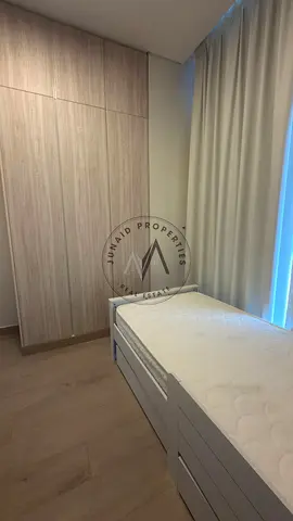 BRAND NEW -/// 2 BHK FULLY FURNISHED-/// WITH ALL AMENITIES-/// NO DEPOSIT-/// 20 DAYS FREE-/// CLOSE KITCHEN DON,t MISS THE OFFE4