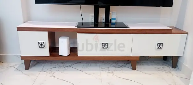 Tv table with 3 drawers for sale