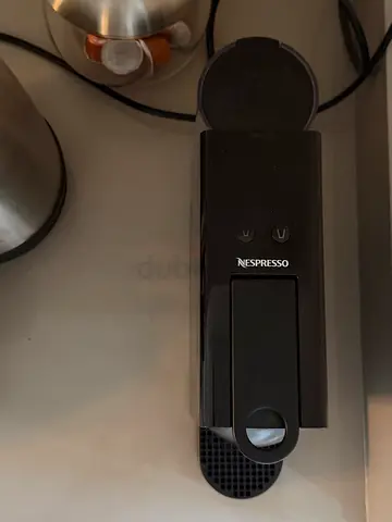 Nesspreso Essenza coffee machine