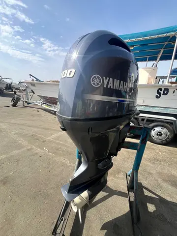 100hp Yamaha Four Stoke