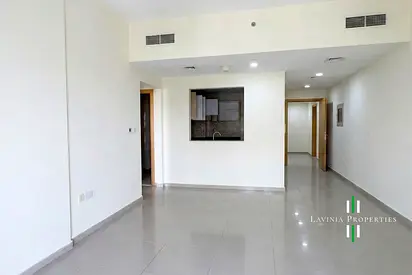 READY TO MOVE IN | SPACIOUS LAYOUT | PET FRIENDLY