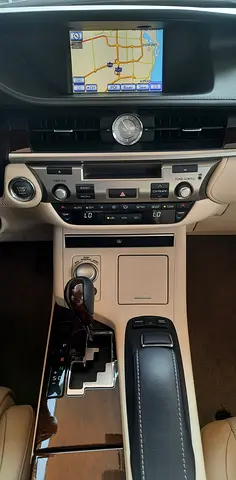 صورة 13 لـ 2014 Lexus ES-SERIES