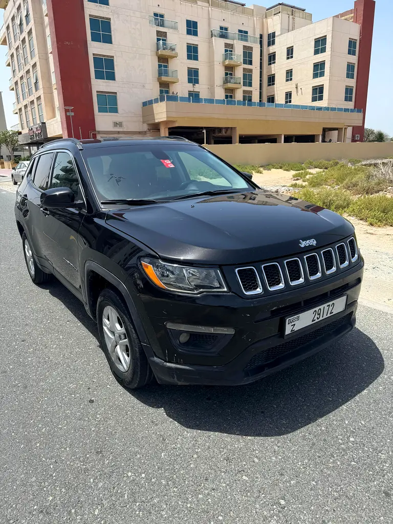 Jeep Compass 2018 — photo 1 of 13