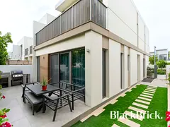 Best Value Corner Unit | Vacant or Tenanted