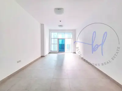 شقة بغرفتي نوم | برج مارينا أركيد | شرفة | إطلالات على وسط المدينة والمدينة
