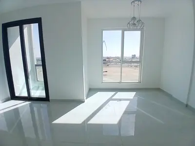 Brand New Building 3 bedroom 3 bathroom with Balcony wardrobe parking just rent 80k