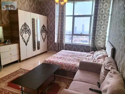 استوديو مفروش ابراج اورينت شارع المينا قريب من سوق السمك السعر 3300 شامل الفواتير والانترنت مع جم ومسبح وباركن خاص