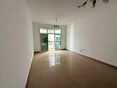 Second tenant, 1-bedroom hall with spacious layout, master bedroom, balcony, modern finishing, prime
