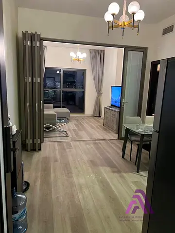 Luxury Living Made Easy | Fully Furnished 1BR with Balcony in Lawnz!