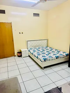 Furnished Room for couple / bachelor
