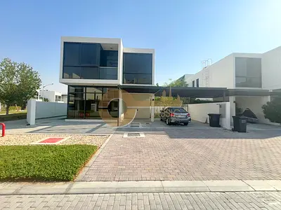 Spacious 6BR V2 Villa | Big Plot | Ready to Move