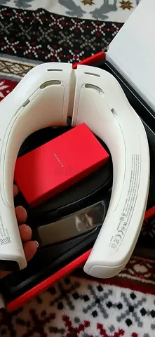 Wireless neckband headset (white) - used, works well