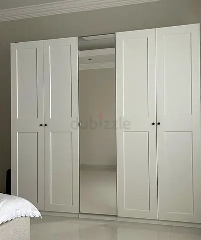 White 5-Door Wardrobe with Central Mirror