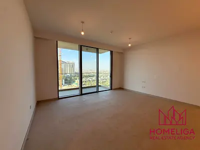 شقة بغرفتي نوم | إلينغتون هاوس 1 | شرفة | إطلالة على المسبح والمجتمع