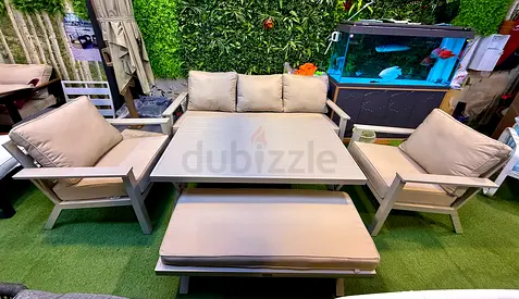 Outdoor Lounge Set - Comfortable  Modern Design
