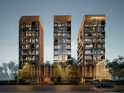 BURJ KHALIFA VIEW_NEXT TO METRO_SECOND LINE TO SZR