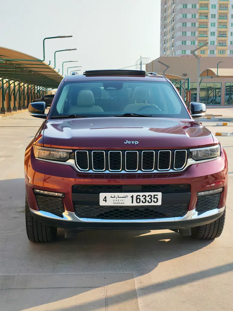 Jeep Grand Cherokee L 2021 — photo 1 of 16