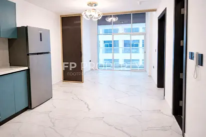 1BR- Fully Furnished-Higher Floor-Ready To Move In