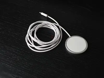[25W] Apple MagSafe Charger (2m)