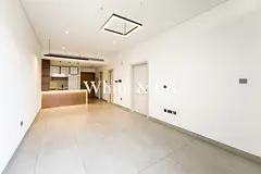 BRAND NEW | SPACIOUS | POOL VIEW | 6 CHQS