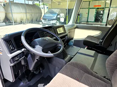 2026 Toyota COASTER 照片 8