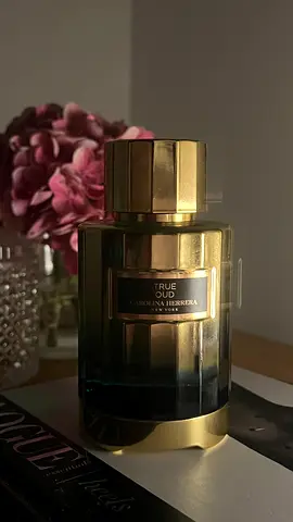 True Oud Carolina Herrera Perfume