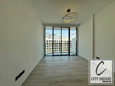 Be the first tenant | Mid floor | Stylish studio