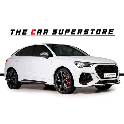 Audi RSQ3 Sportback-Premium Leather Interior-Red Interior Inserts-Honeycomb Stitching