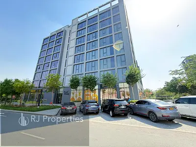 Fully furnished luxury studio Apartment including all bills ready to move only jest 45k