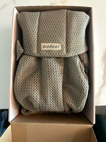 BabyBjorn - mini baby 3D mesh carrier