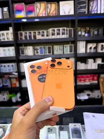 Apple iPhone 17 PRO MAX in Orange (New Condition)