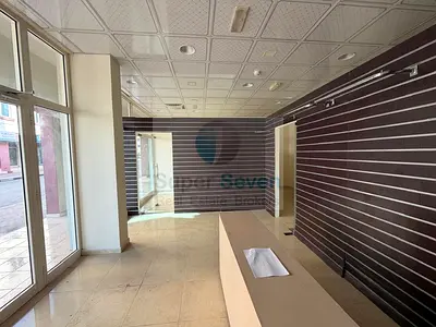 BRAND NEW =CoICrner=Front Shop available for rent