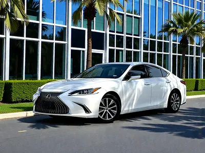 AED 1,150 P.M | LEXUS | ES-350 | 3.5L V6 | 2020 | FREE ACCIDENT | ORIGINAL PAINT | 0% DOWNPAYMENT
