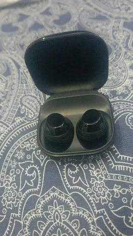 Sumsung Wireless Earbuds with Charging Case