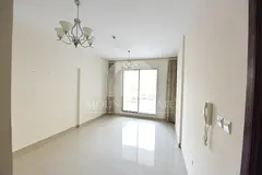 Exclusive Spacious Layout Vacant now Chiller Free