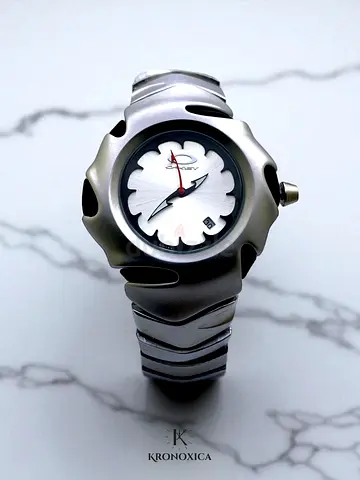 Oakley Blade 2.0 (Chrome Silver Dial)