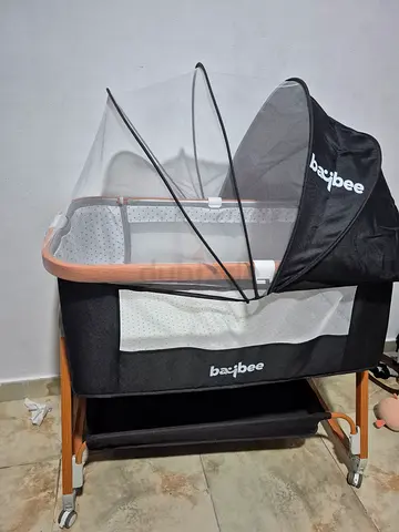 Babybee Portable Crib with Mosquito Net