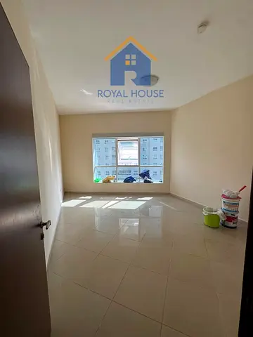 للبيع غرفه وصاله اطلاله بحريه علي القصباء