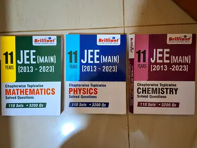 JEE Main Books For Physics, Chemistry and Maths