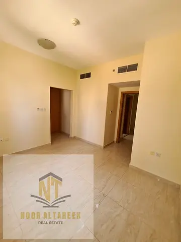 شقة للايجار السنوى المجاز 3  غرفه ماستر وصاله  2 حمام باركينج مجاني