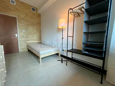 Cozy room available for a single lady only in JlT