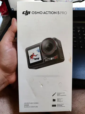DJI Osmo Action 5 Pro - Adventure Combo barely used