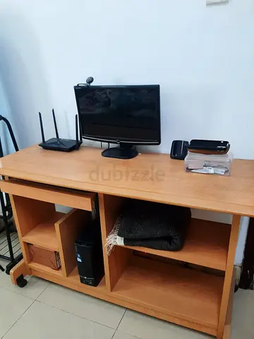 Computer table for sale