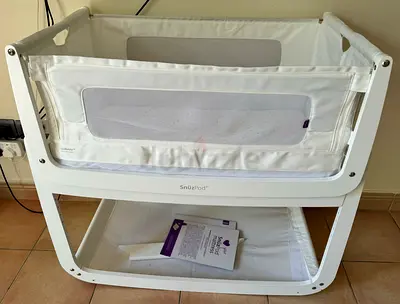 SnuzPod 4 bedside bassinet - white