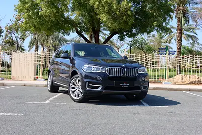 GCC 2017 BMW X5 sDrive35i Luxury-Line - Perfect Condition!