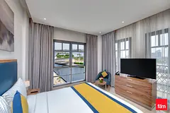 Waterfront Balcony | SUHA Creek, Al Jaddaf