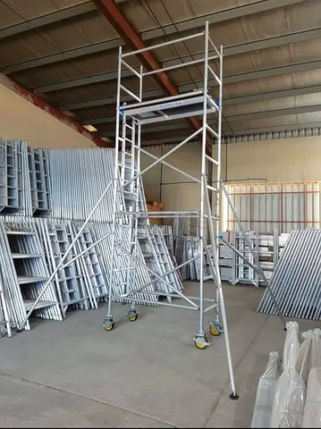 Scaffolding Aluminum Mobile tower for sale.