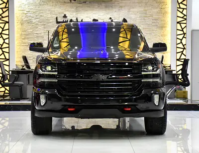 ORIGINAL PAINT ( صبغ وكاله ) Chevrolet Silverado High Country 4x4 6.2 L ( 2017 Model ) GCC Specs