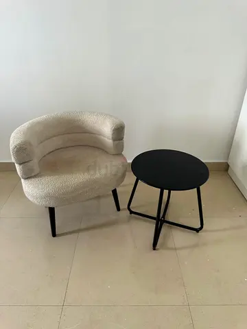 Table and chair for sale