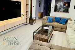 Spacious Layout | Canal View | 1 Bedroom